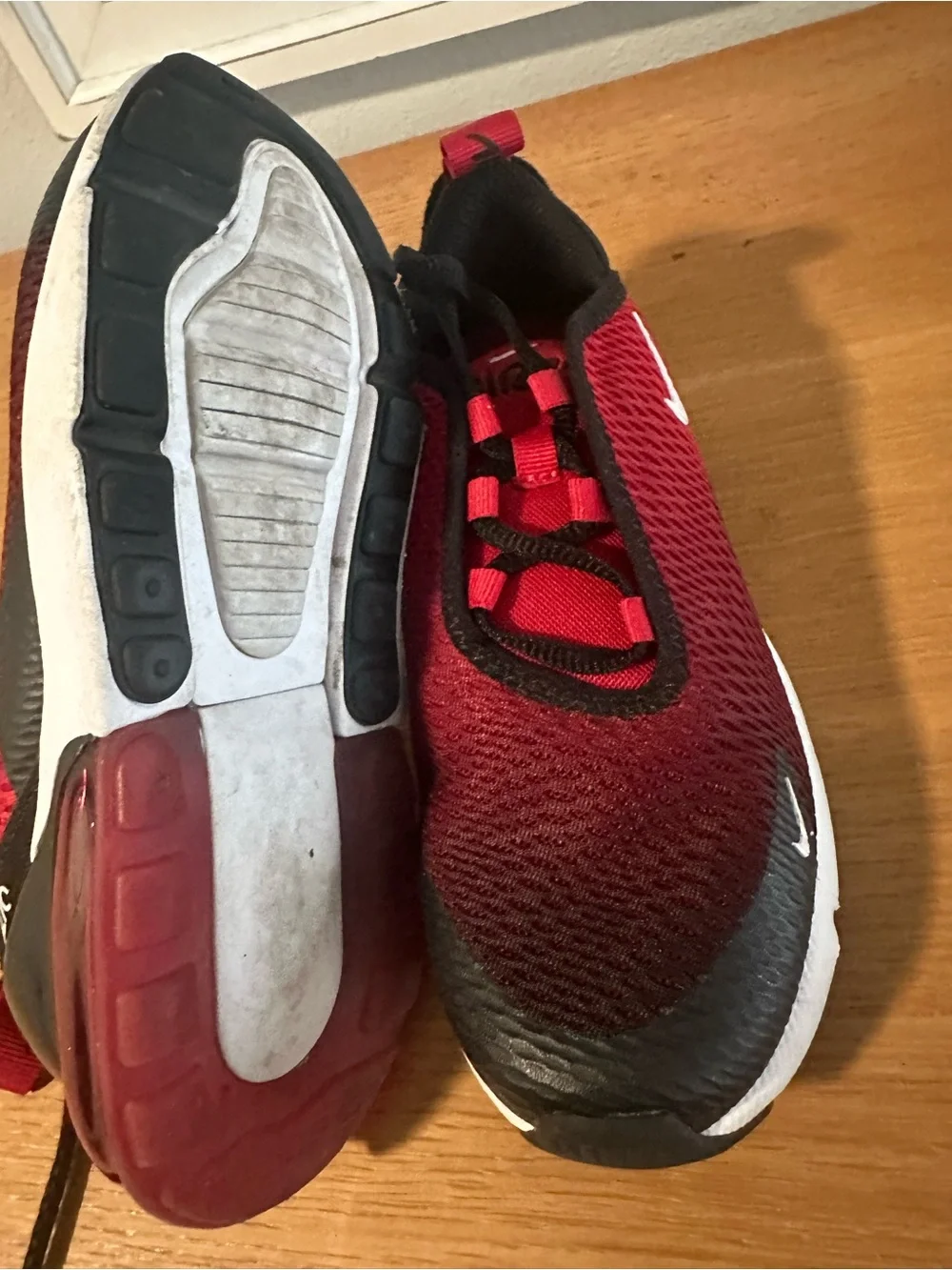Nike Air Max 270